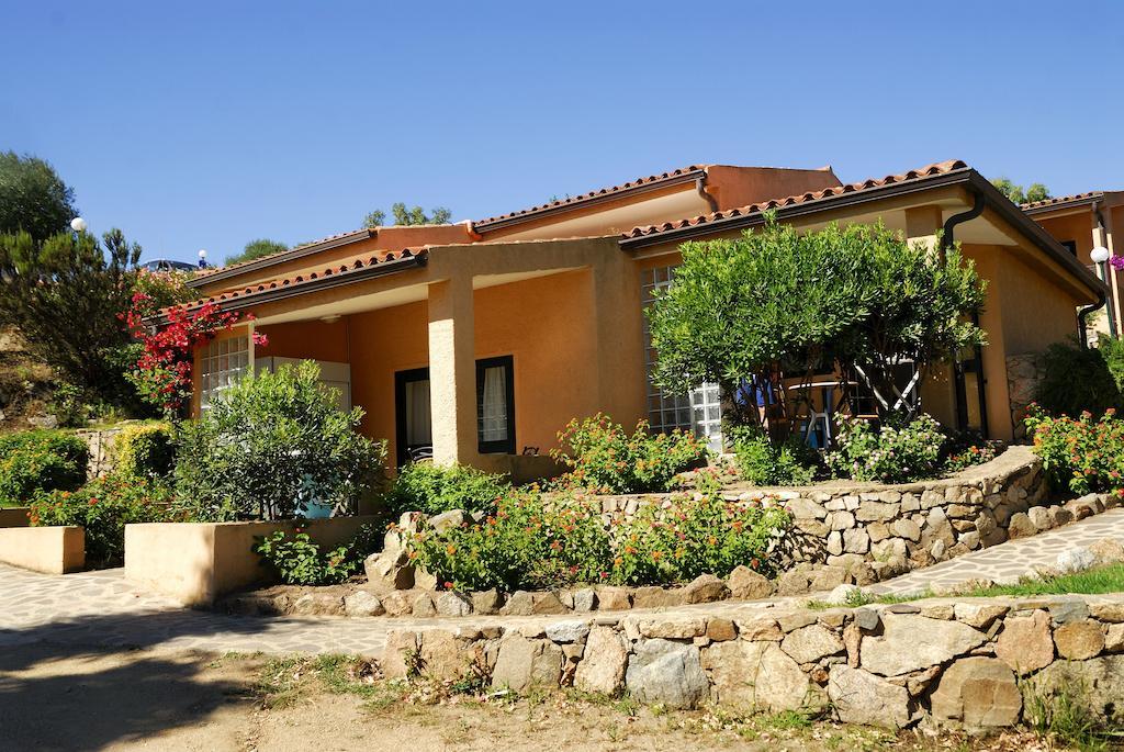 פאלאו Camping Village Capo D'Orso מראה חיצוני תמונה